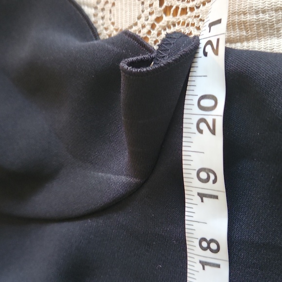 Robbie Bee, Excellent condition, Women's Dress, Black, ruffled, Size 16 - Picture 9 of 11